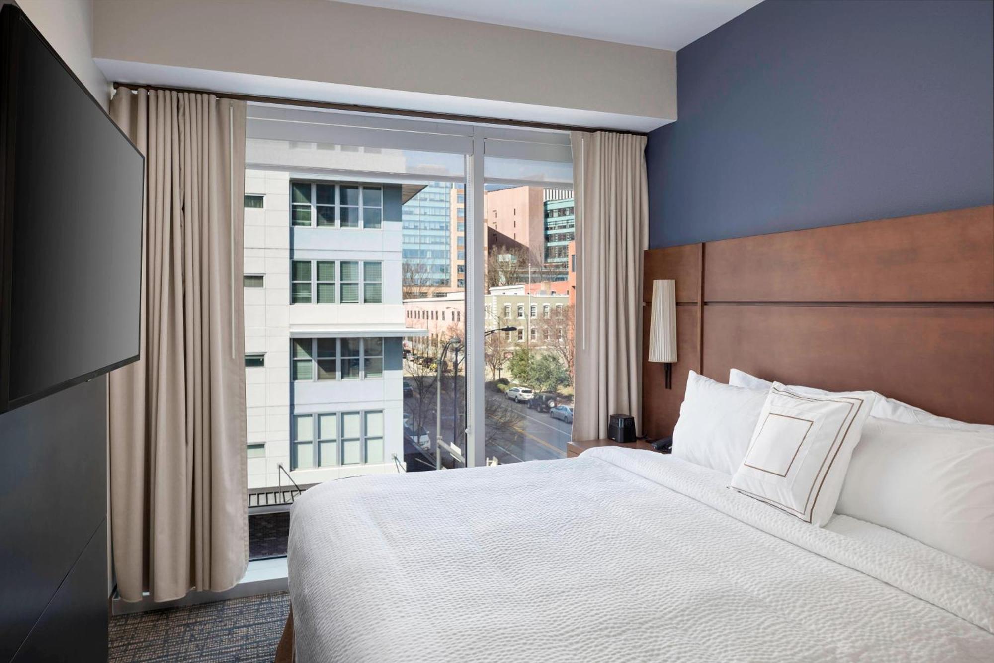 Residence Inn By Marriott Greenville Downtown Экстерьер фото